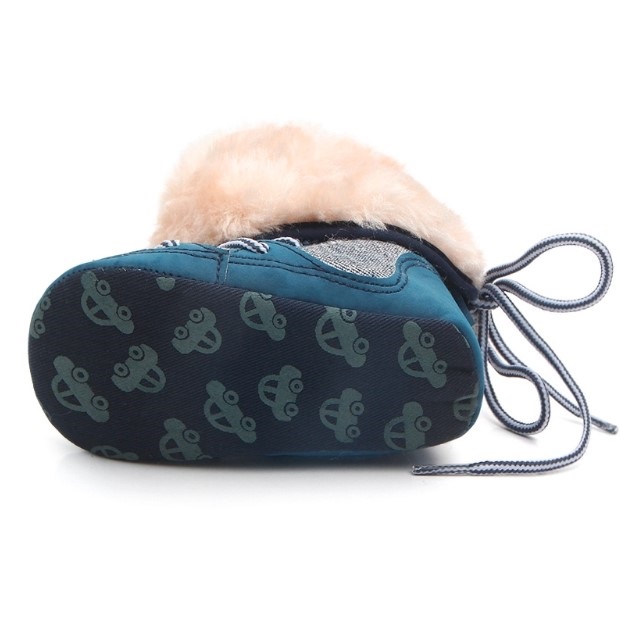 Cismulite-albastre-pentru-baietei-talpa