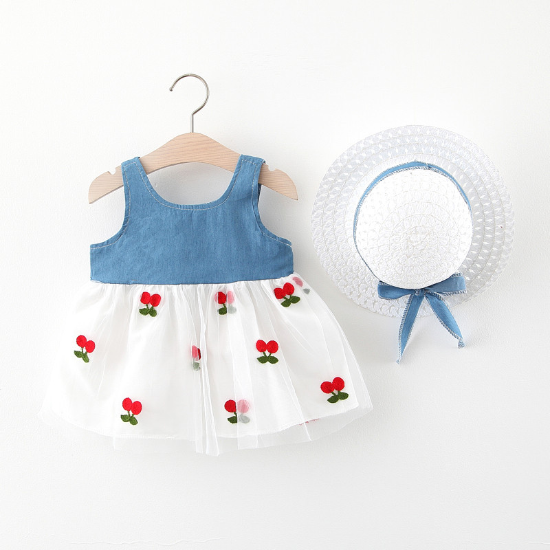 Rochita-cirese-cu-palarie