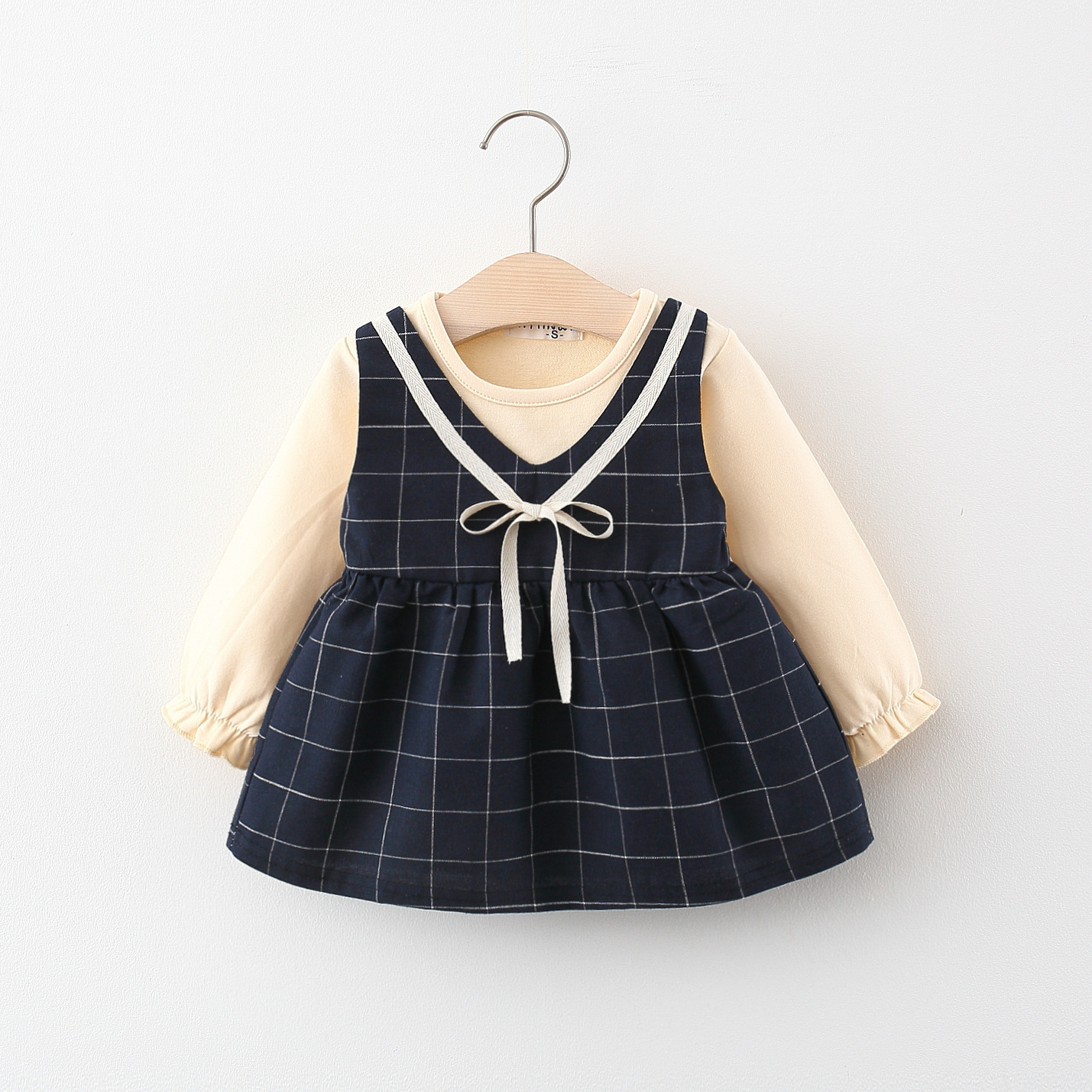 rochita-bleumarin-carouri Rochita bleumarin carouri