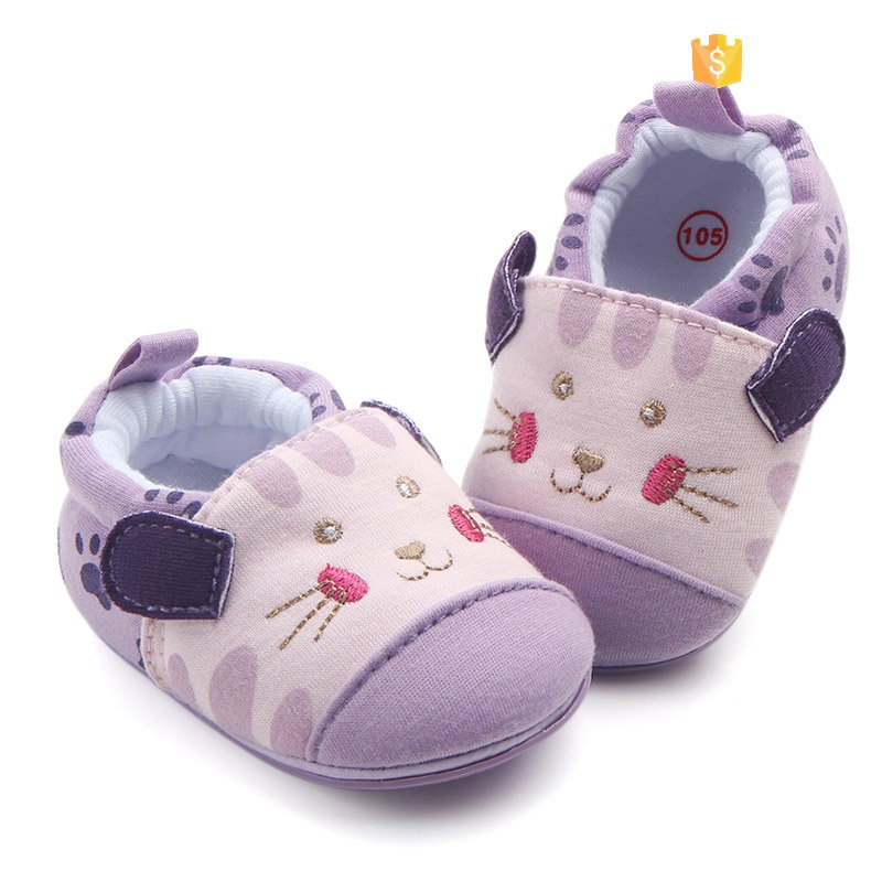 Papucei mov model pisicuta