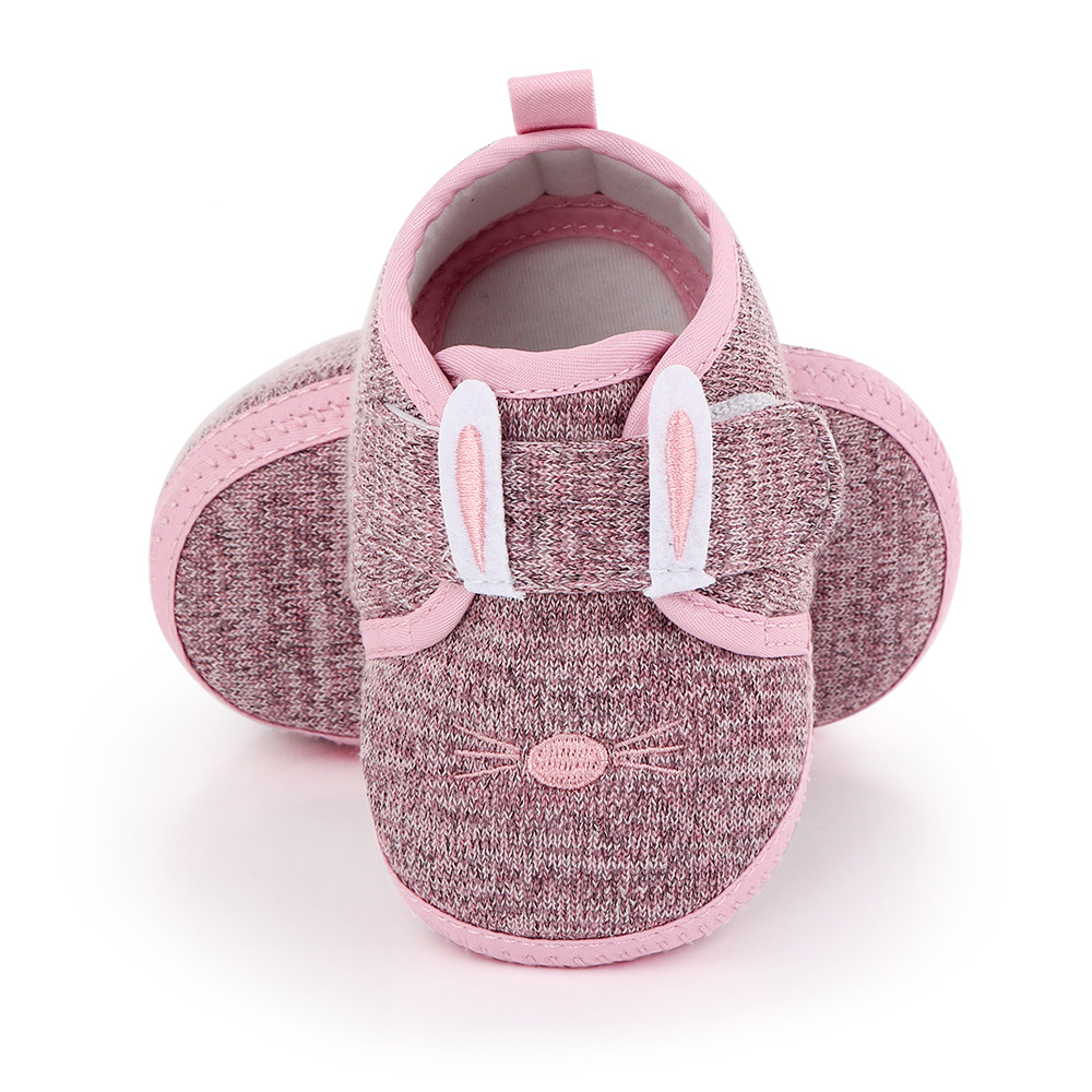 Papucei roz model iepuras (3)