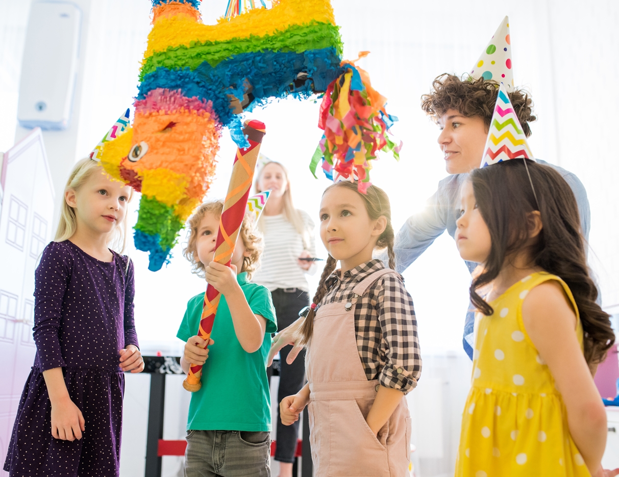 petreceri pentru copii chiar la tine acasă
